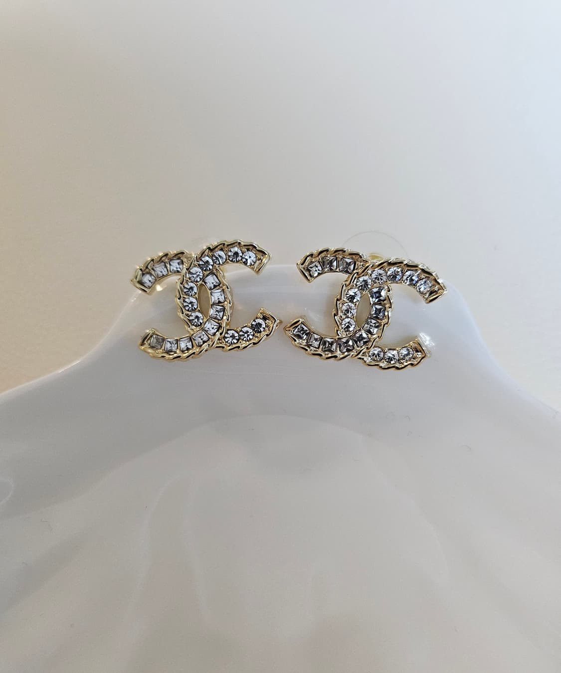 샤넬 CC 크리스탈 귀걸이 업사이클링 상품이미지1