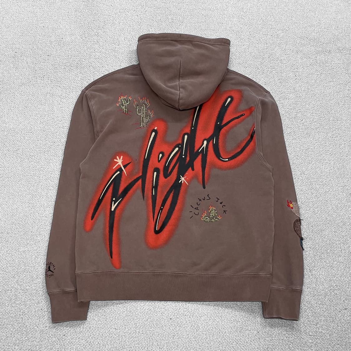 트래비스스캇 x 조던 캑터스잭 피그먼트 후드티 브라운 상품이미지1