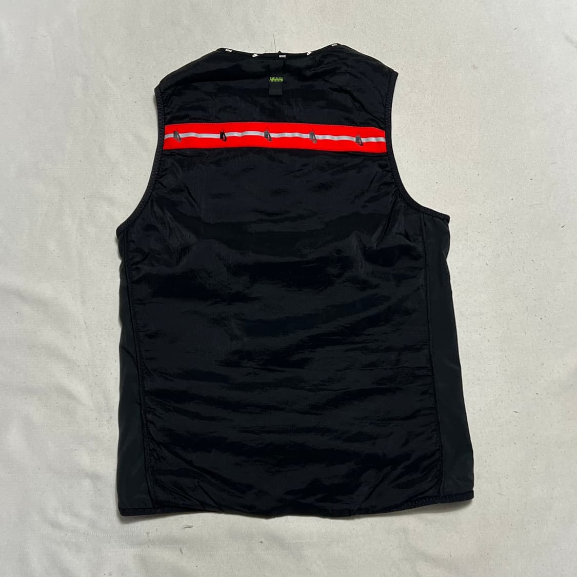 M 나이키 와일드 런닝 에어로레이어 베스트 상품이미지3