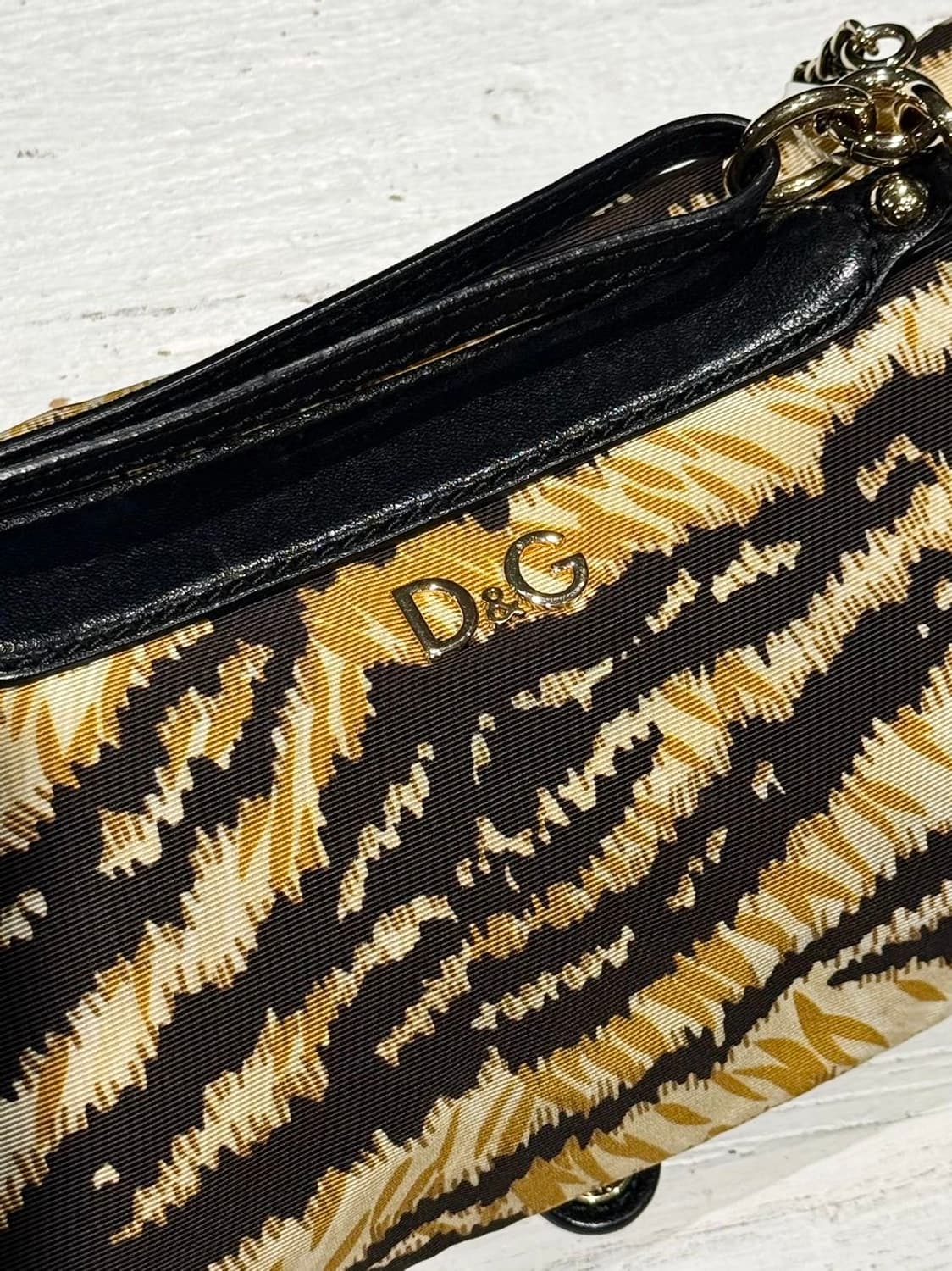 돌체앤가바나 타이거 그래픽 미니 체인 백 상품이미지7