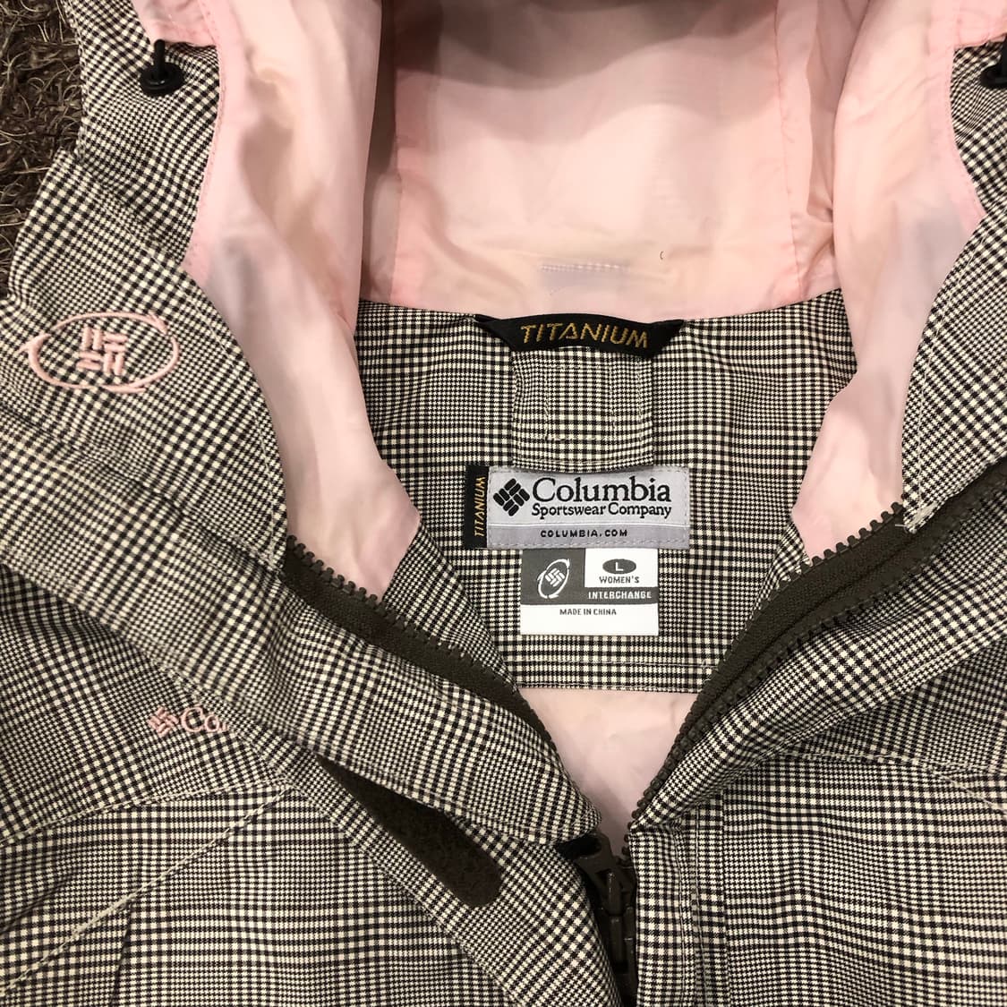 컬럼비아 티타늄 체크 투웨이 후드 바람막이 자켓 상품이미지6