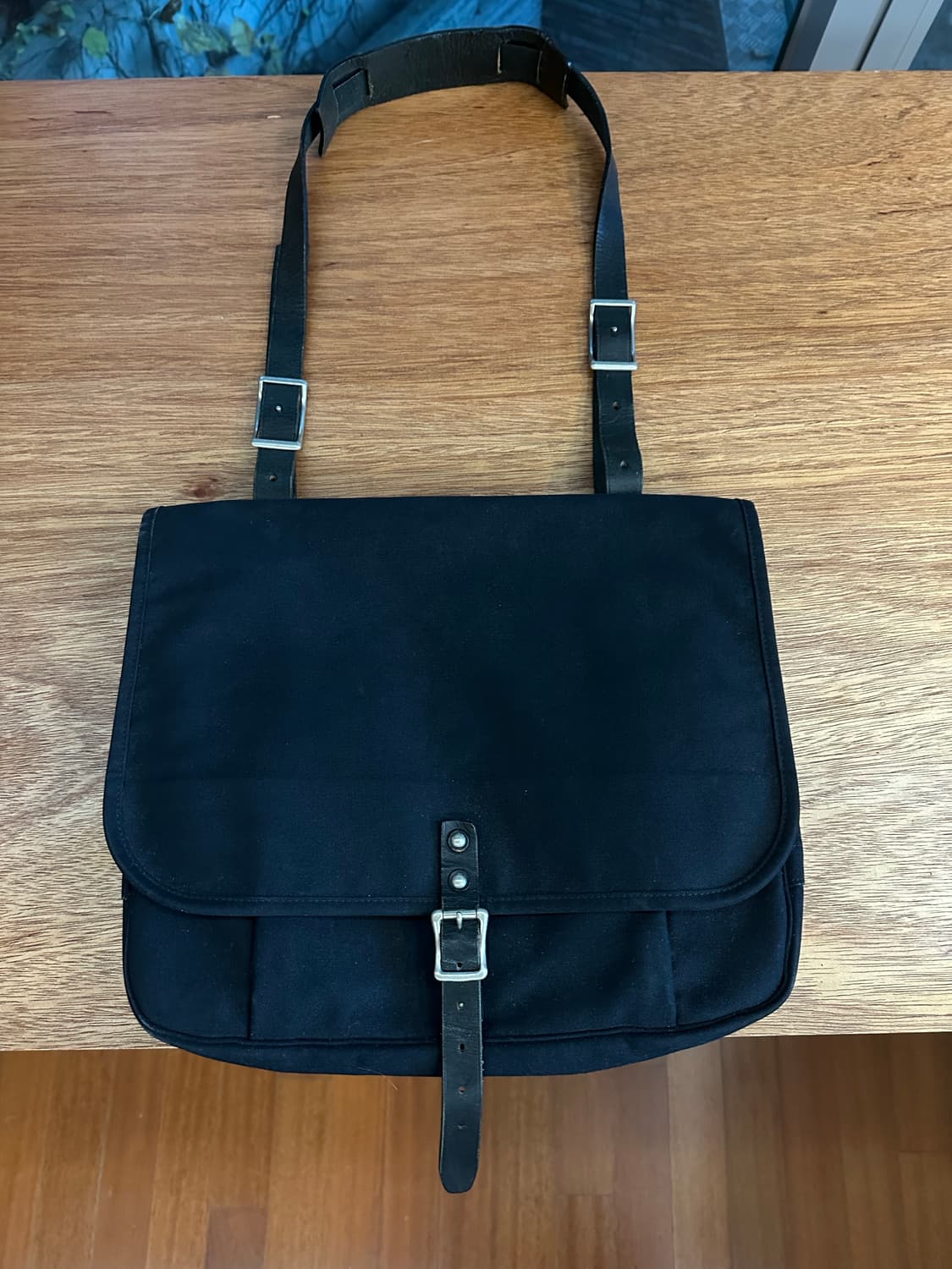 포터 x 마가렛호웰 크로스백 상품이미지2