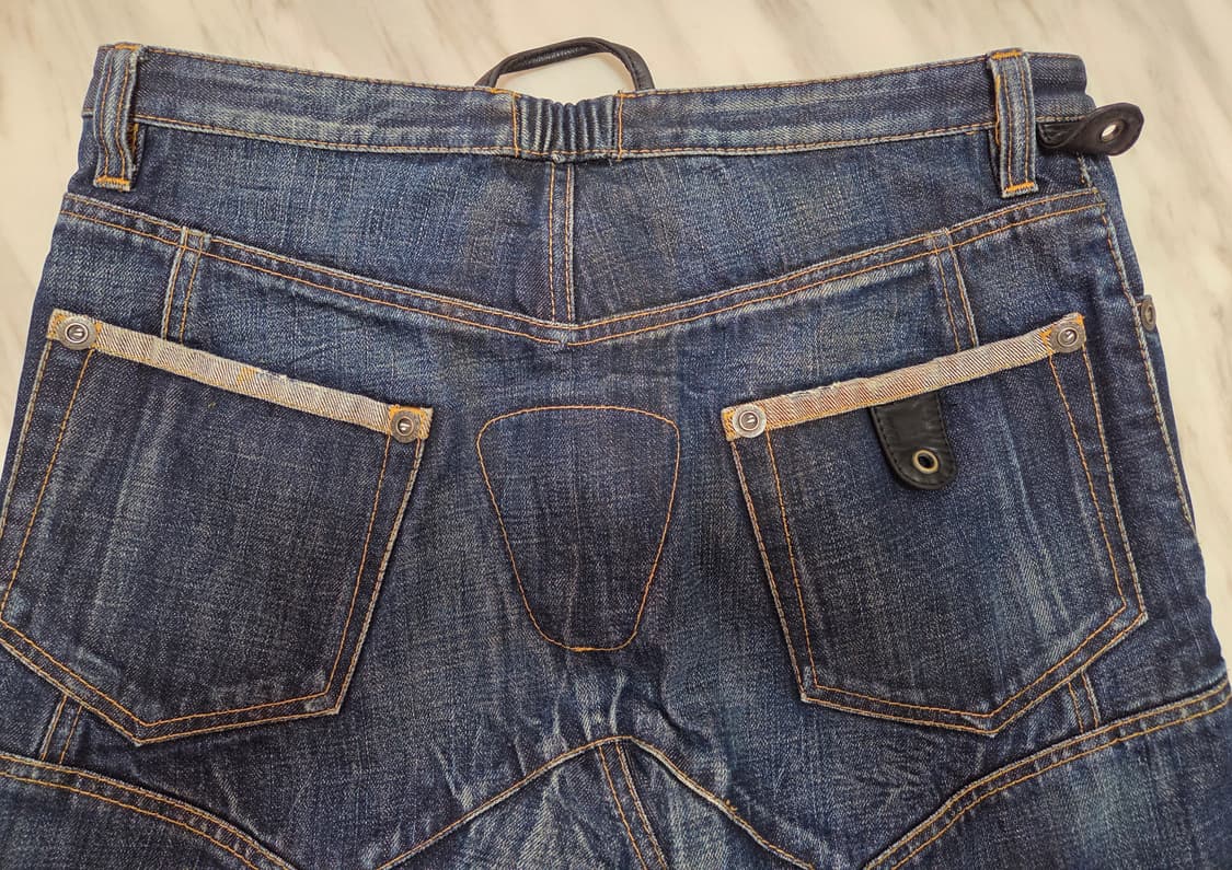 디스퀘어드 가죽 디테일 데님팬츠 상품이미지8