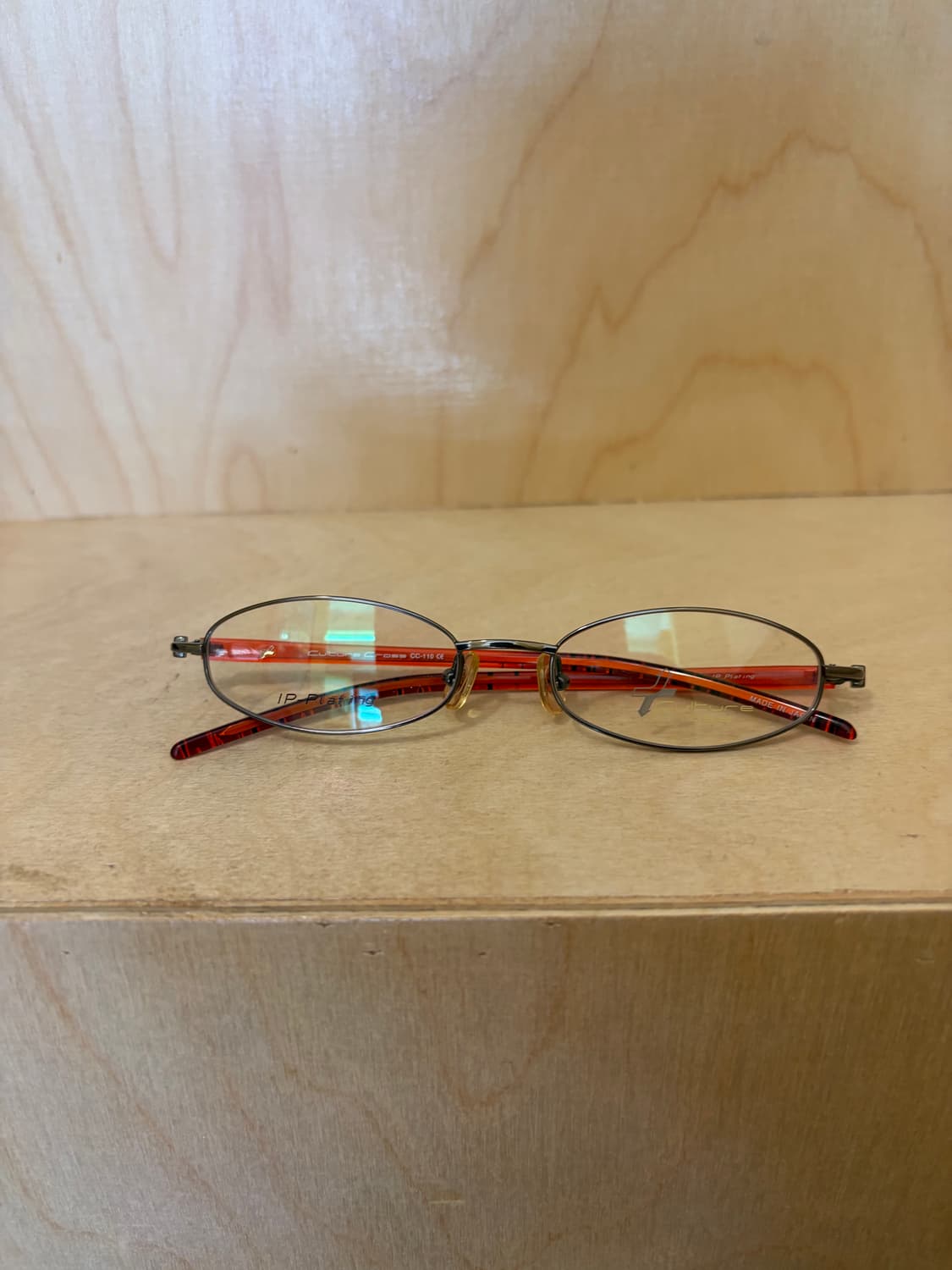 컬처 크로스 (Culture Cross) 블랙 & 레드 타원형 안경 상품이미지3