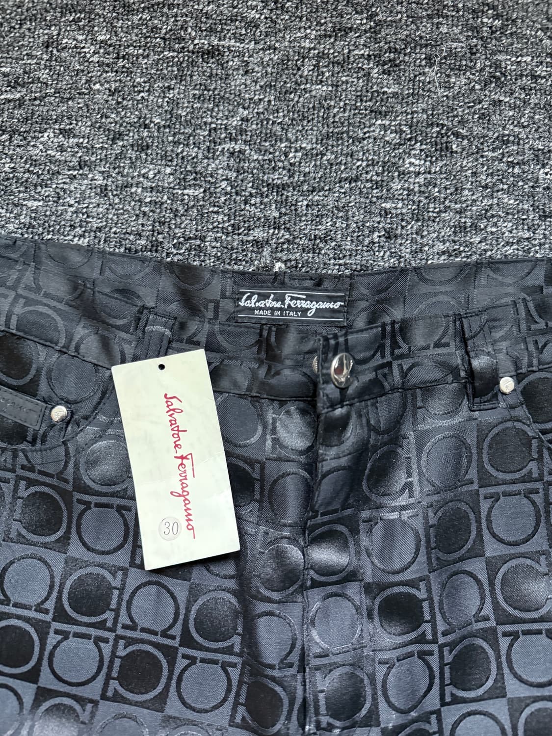 SALVATORE FERRAGAMO 모노그램 팬츠 상품이미지8