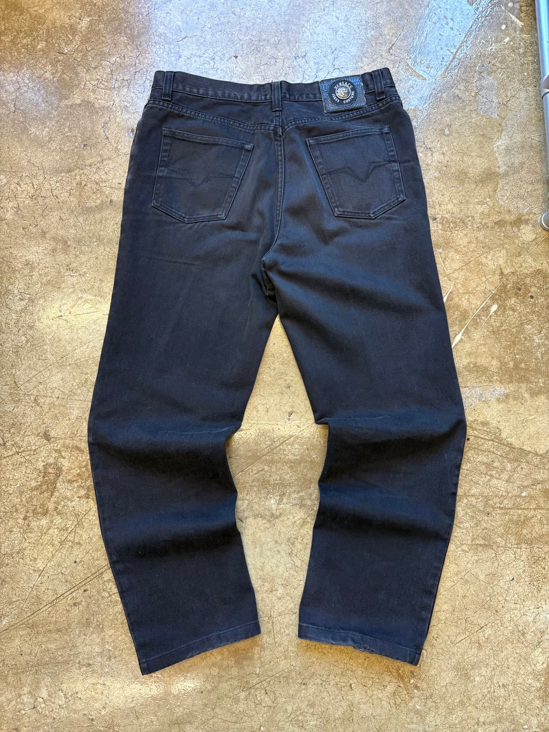 베르사체 시그니처 블랙 데님 진 상품이미지4