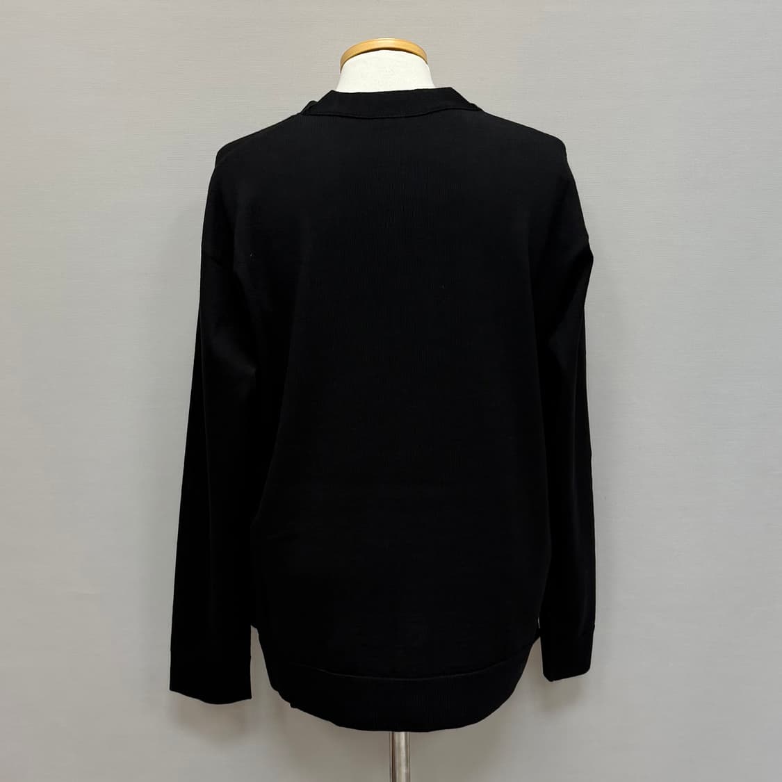 로에베 울 시그니처 로고 가디건 ( 105 ) 상품이미지4