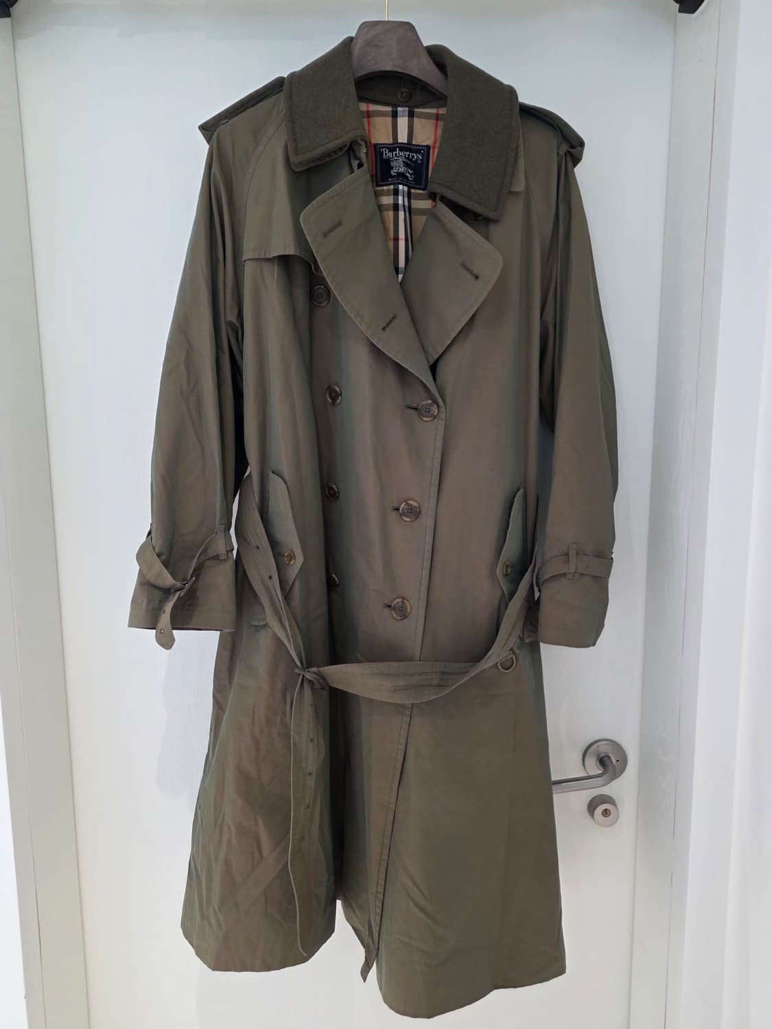버버리 원패널 이리데슨트 트렌치21 상품이미지1