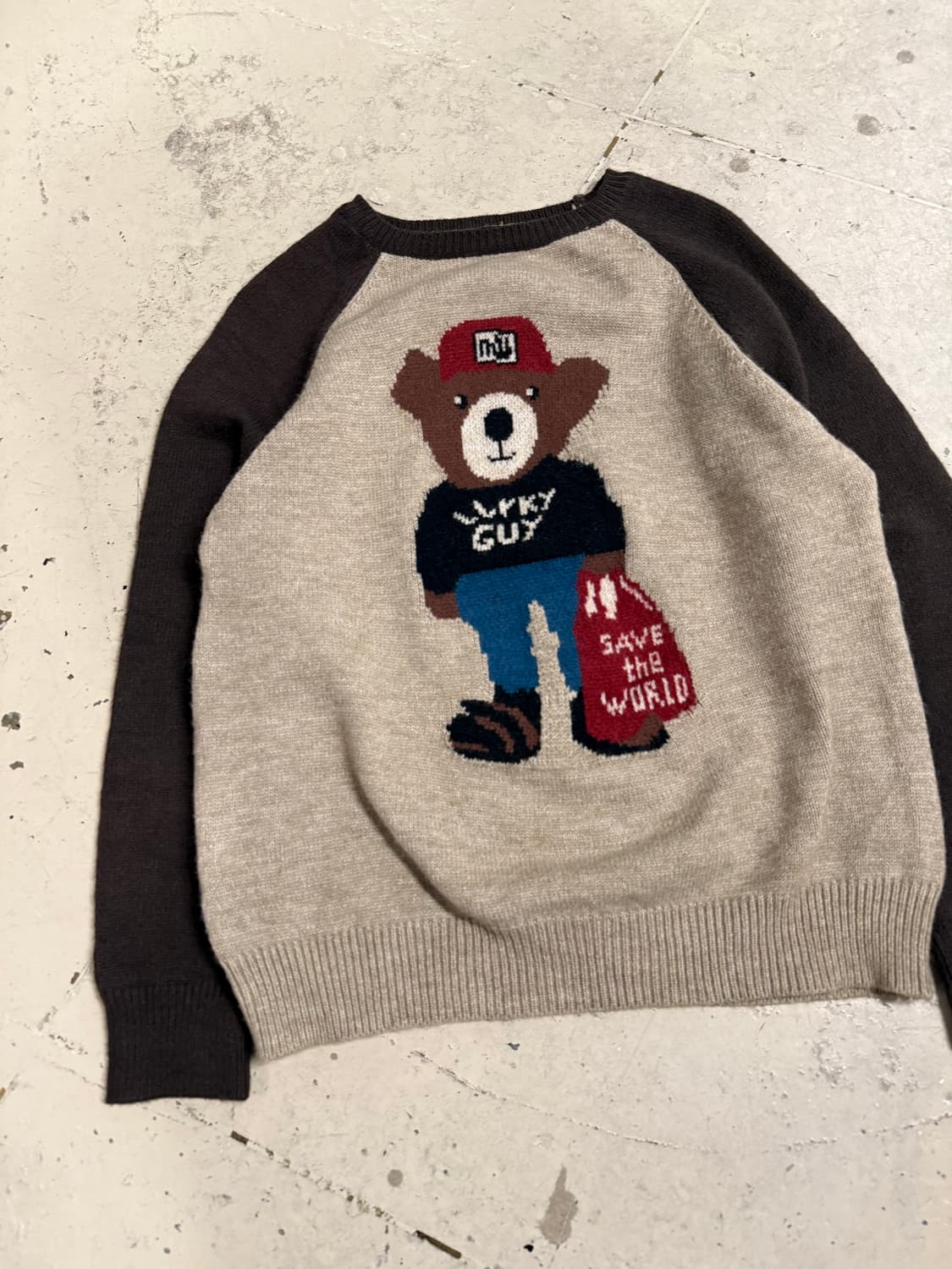 Lucky guy bear point raglan knit 상품이미지5