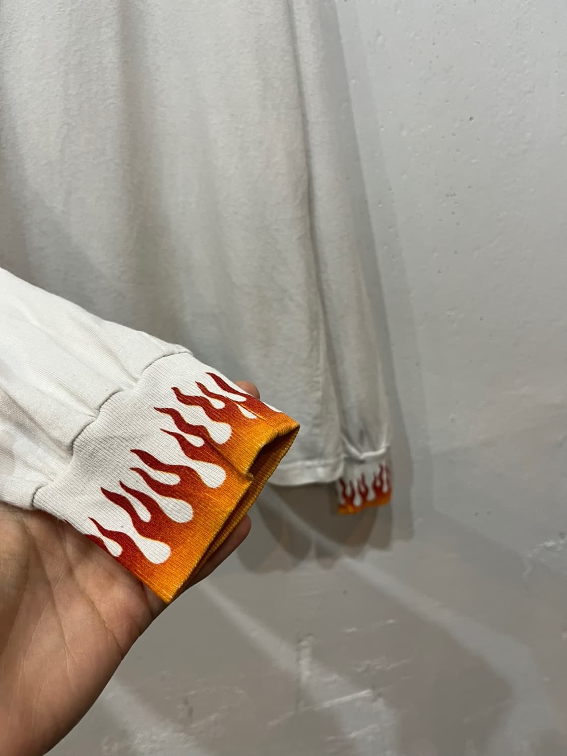 VANS 반스 플레임 롱슬리브 상품이미지2