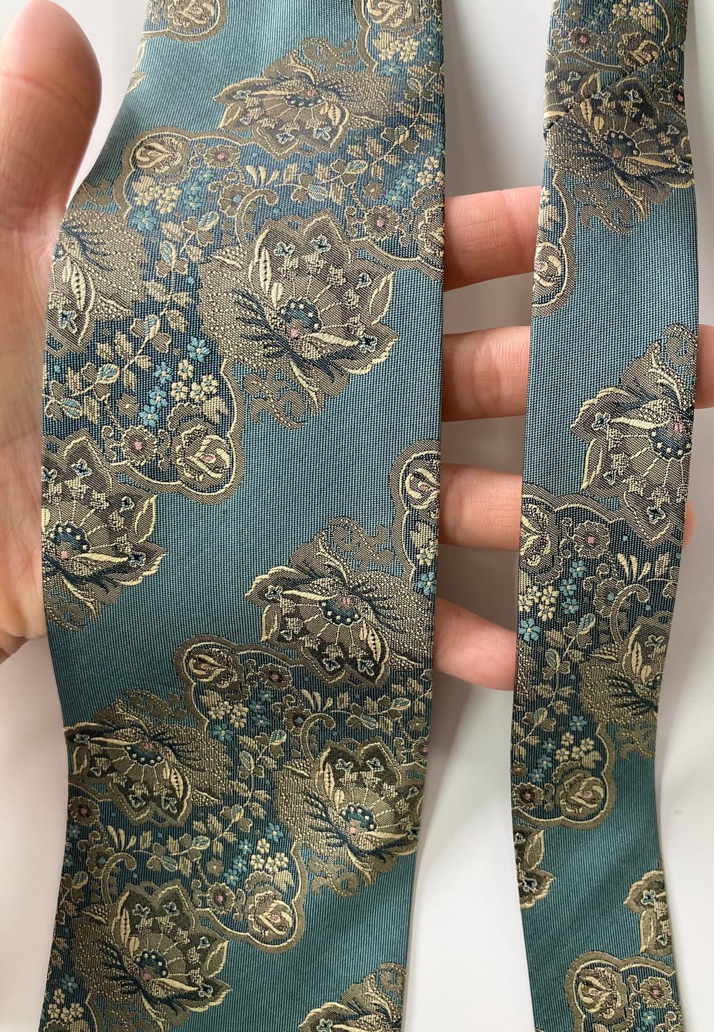 입생로랑 넥타이 상품이미지4