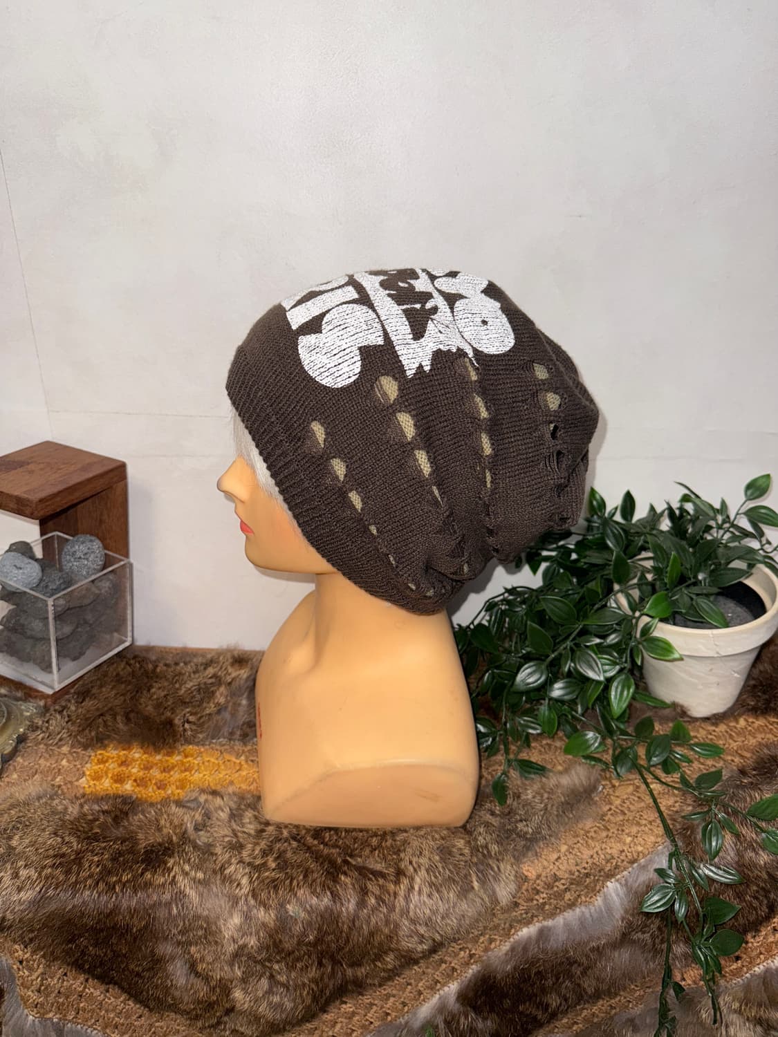 Brown damage lettering stripe 리버시블 비니 상품이미지4