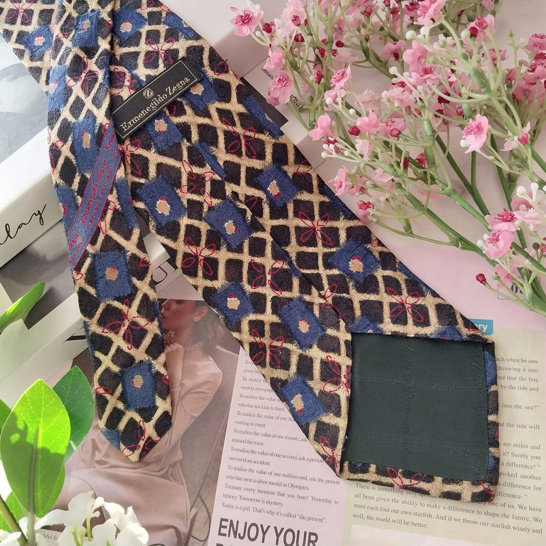 에르메네질도 제냐 실크 아트 패턴 넥타이 9.5cm A+등급 K1506
 상품이미지6