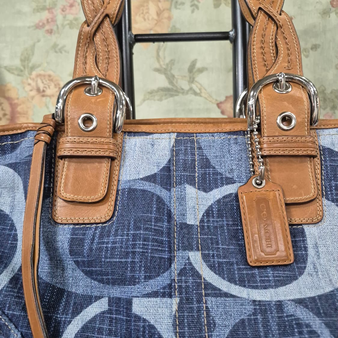 코치 2009년 y2k 초희귀템 시그니처 빈티지 데님 숄더백 상품이미지2