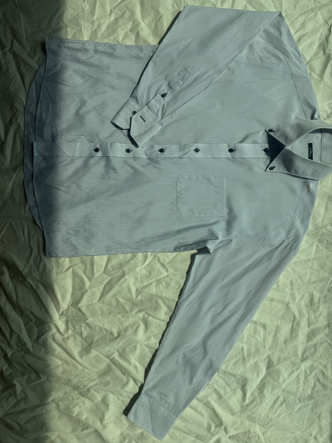 블랙버튼 스트라이프 셔츠 상품이미지4