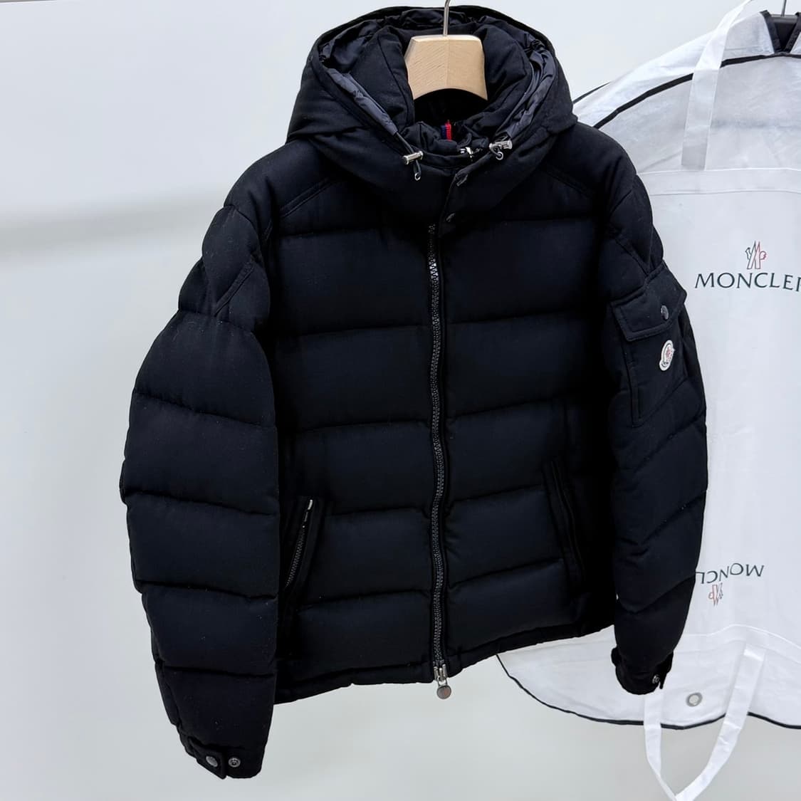[S급/2] 몽클레어 몽제네브르 패딩 블랙 풀구성 상품이미지3