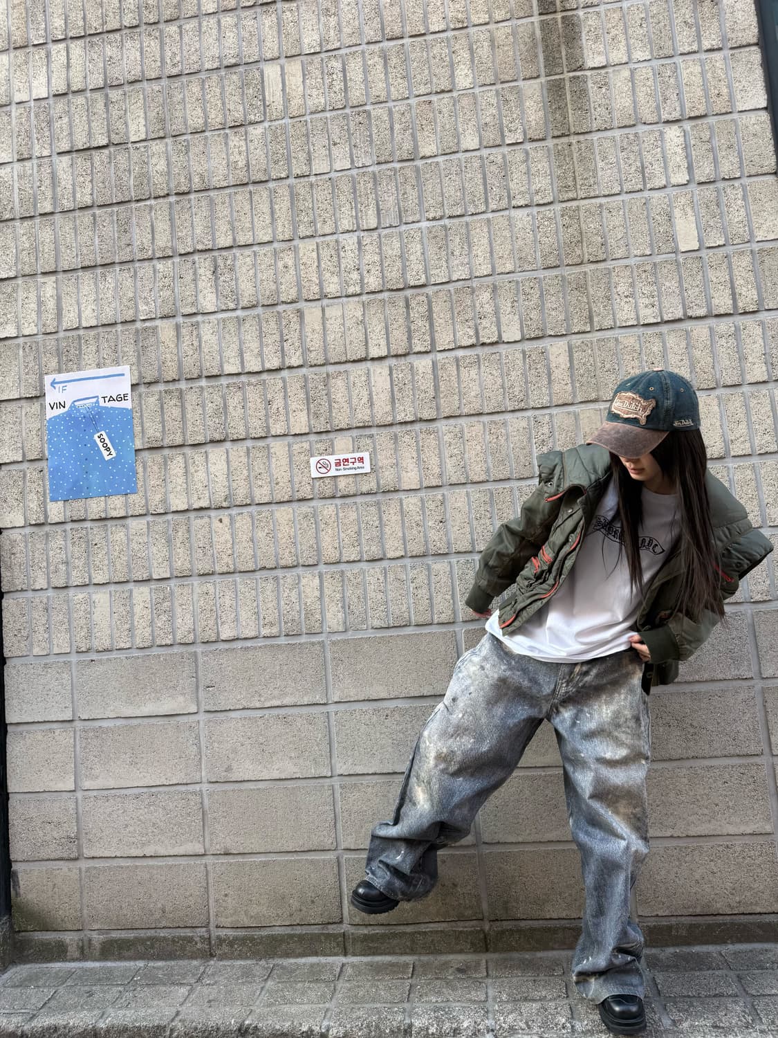 그런지 디테일 워싱 벌룬 데님팬츠 상품이미지1