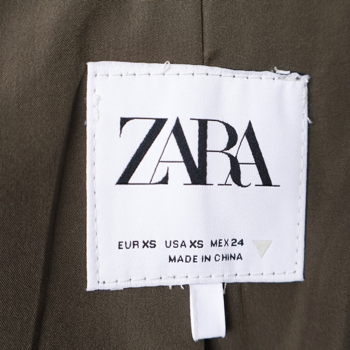 55/자라 크롭 왁스 트렌치코트 상품이미지7