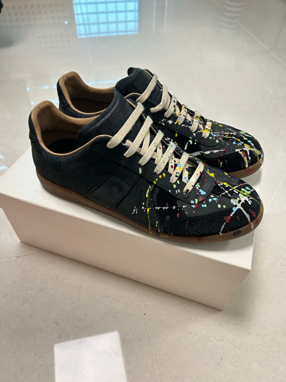 마르지엘라 독일군 페인팅 드롭 블랙 43.5 상품이미지3