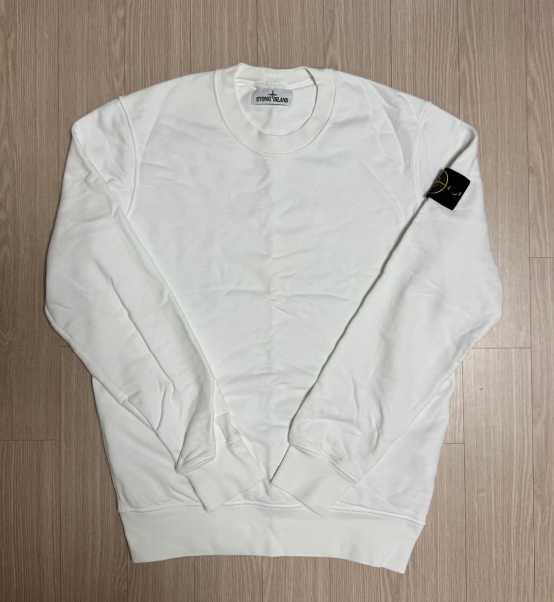 스톤아일랜드 백화점판 맨투맨 M사이즈  상품이미지1