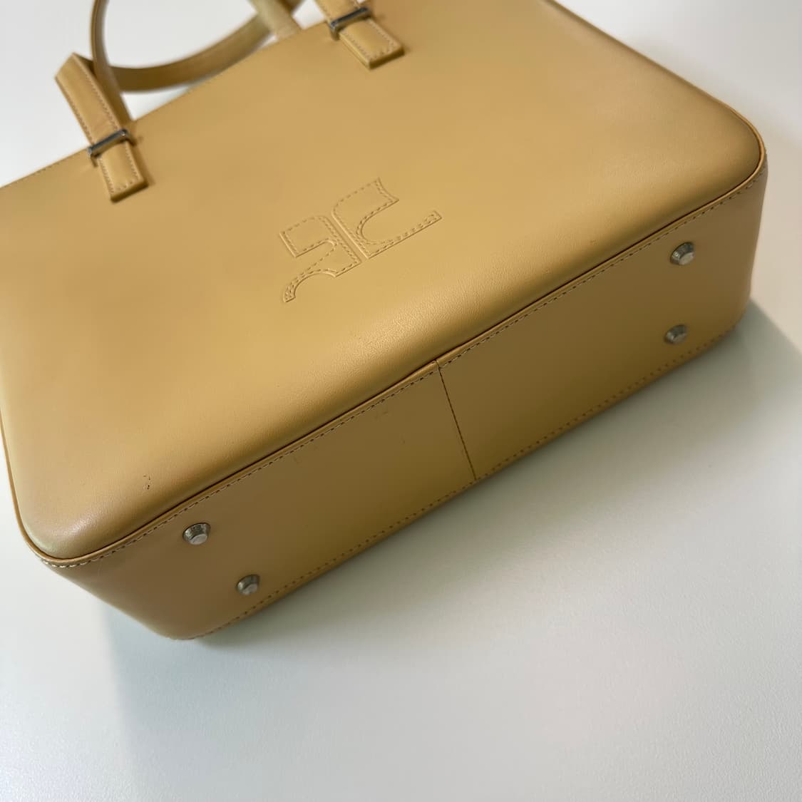 Courreges꾸레쥬 도트백 상품이미지4