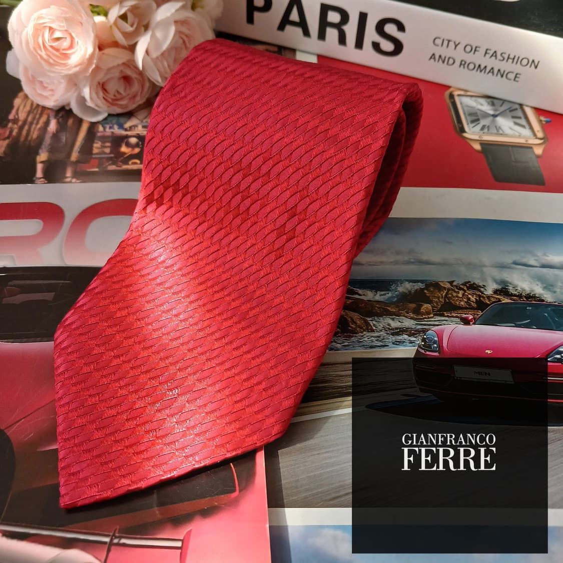 지안프랑코 페레 실크 레드 패턴 넥타이 9.8cm A등급 A18934
 상품이미지1