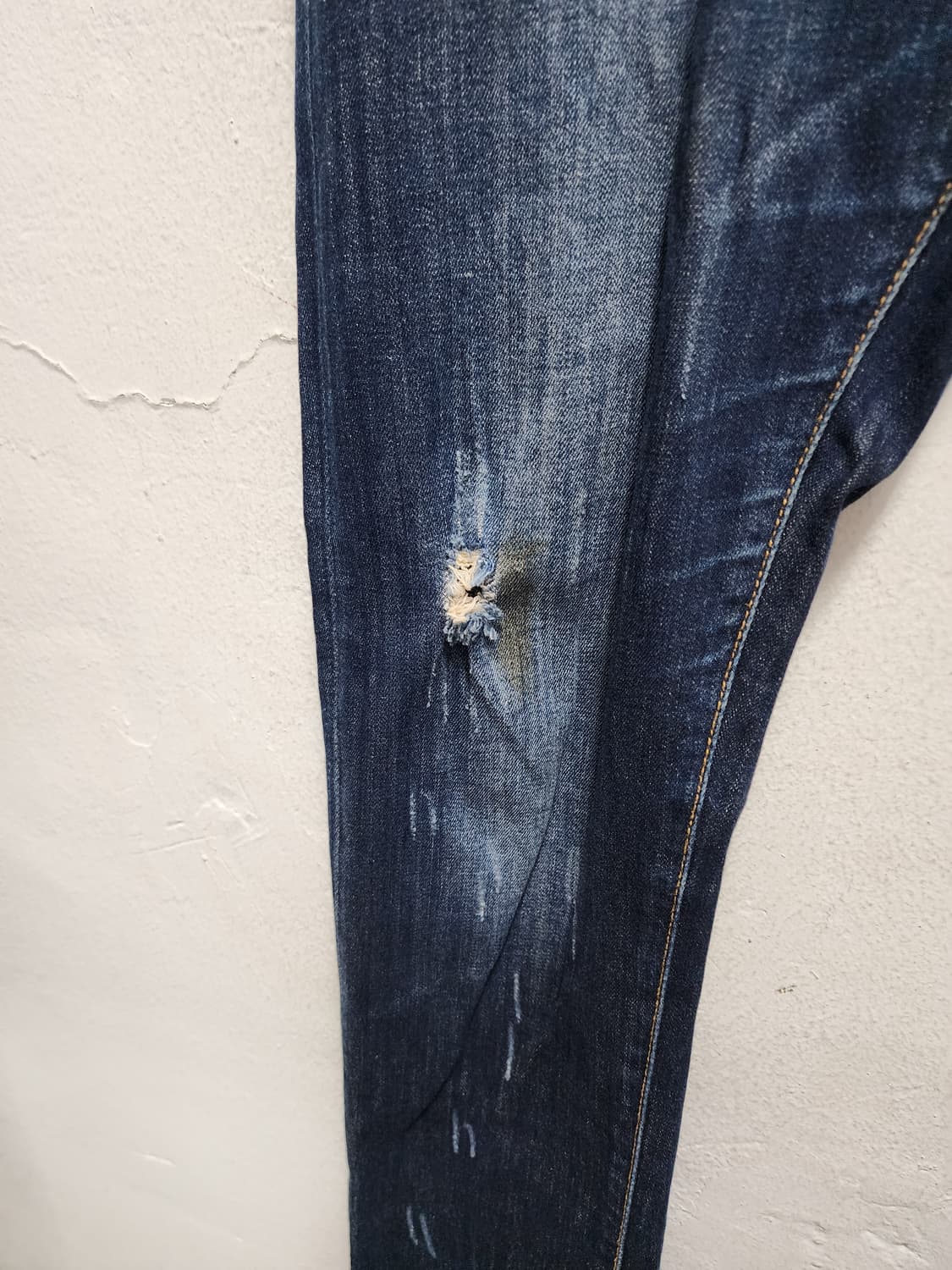 디스퀘어드2 데미지 데님 청바지 상품이미지3