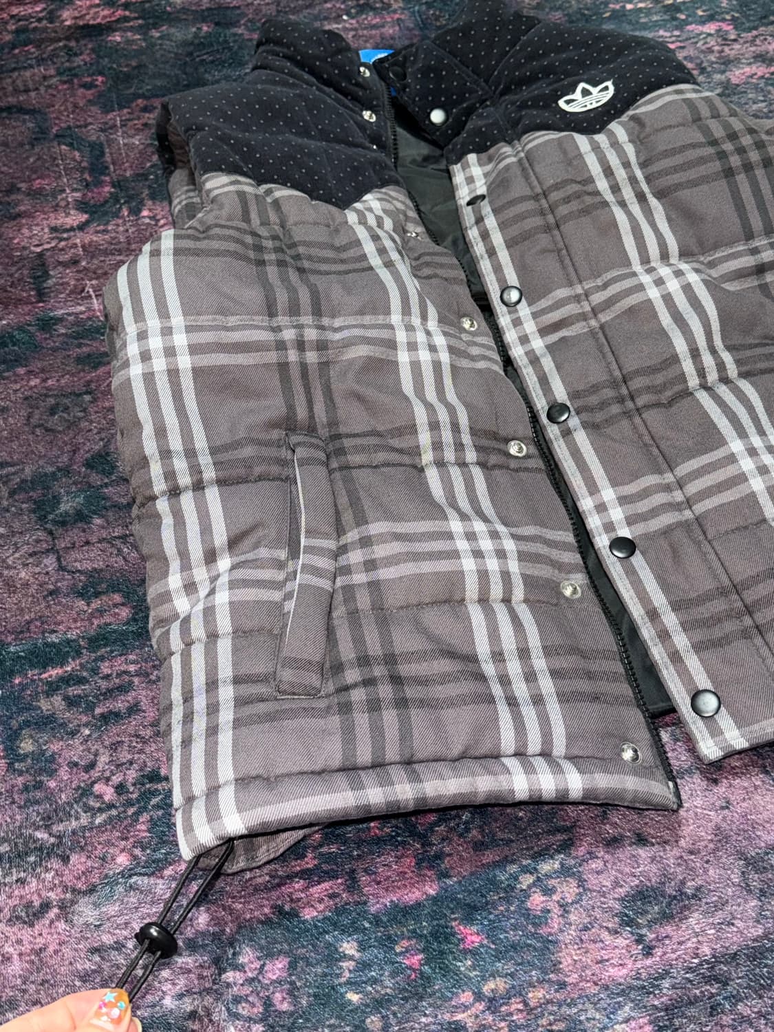 아디다스 도트 벨벳 체크 패딩조끼  상품이미지8