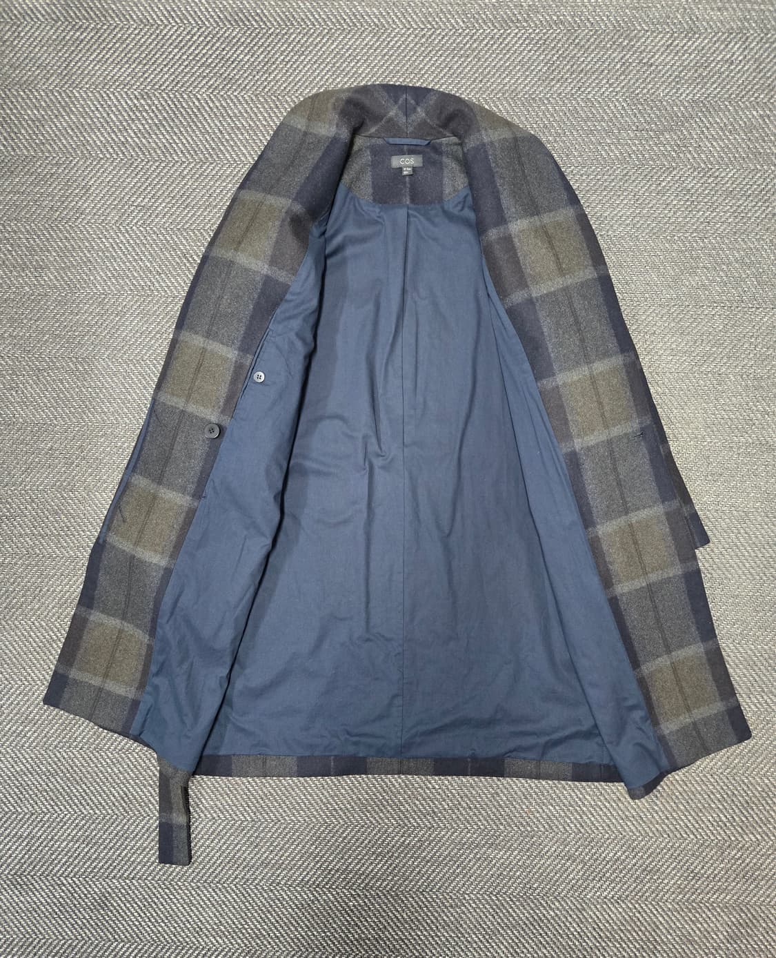 코스 COS 모75% 혼방 체크 코트 상품이미지3