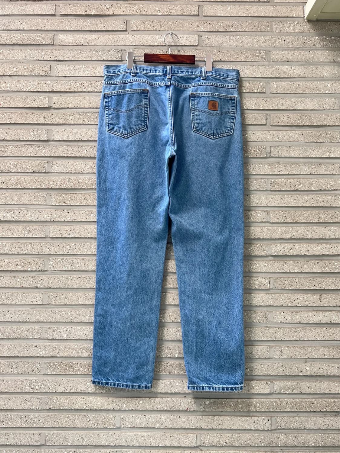 [38]칼하트 USA 와이드 테이퍼드핏 빈티지 워싱 데님 팬츠 상품이미지1