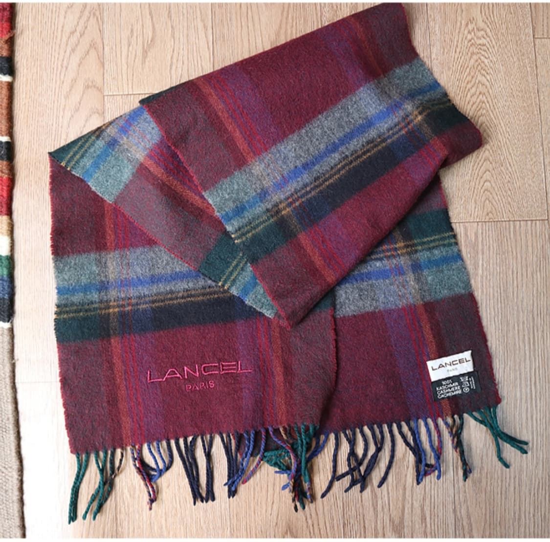 
독일 메이드 LANCEL 란셀 캐시미어100% 빈티지 머플러  

 상품이미지2