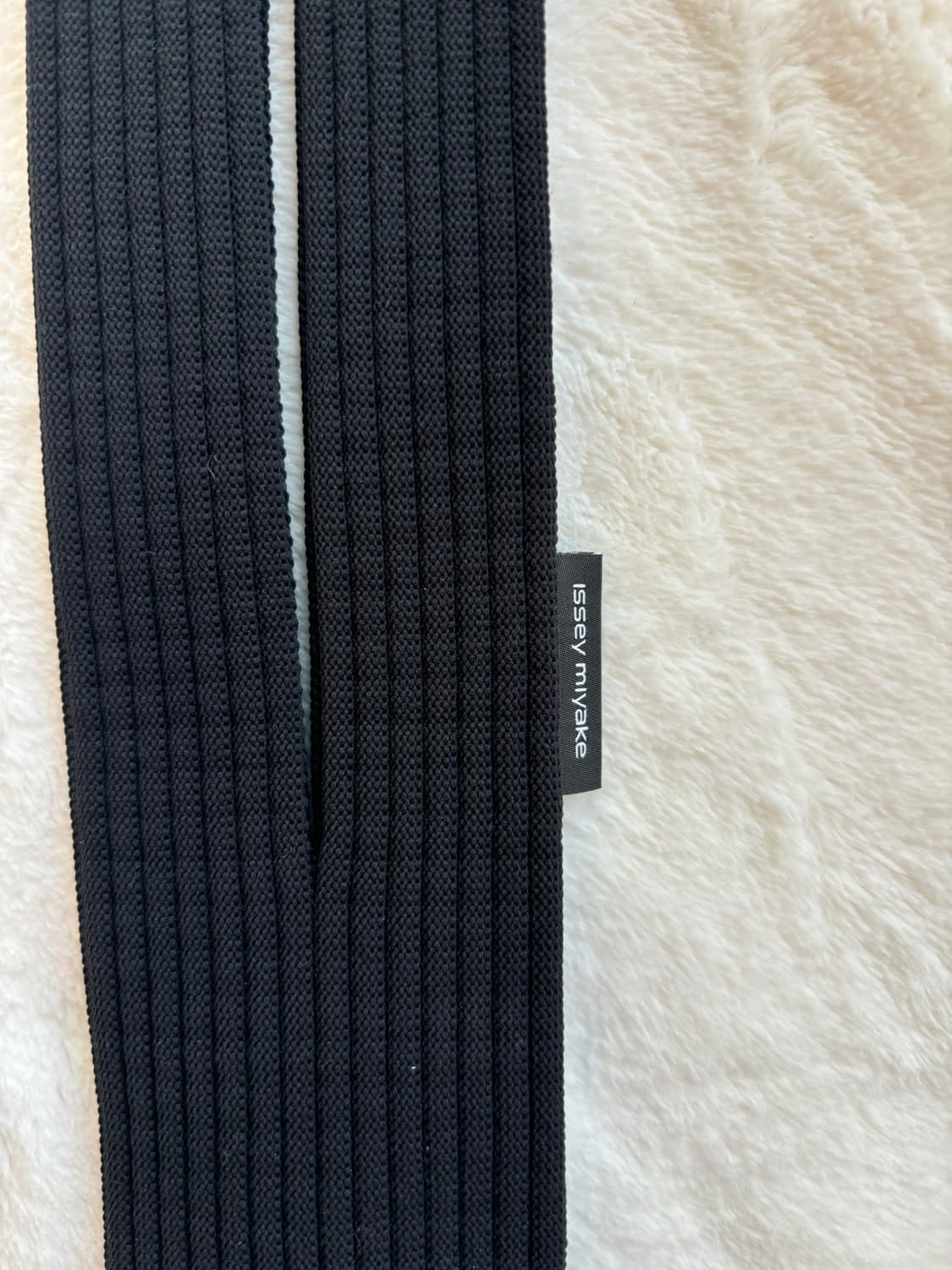 애플 x 이새이 미야케 아이폰 포켓 쇼츠 상품이미지4