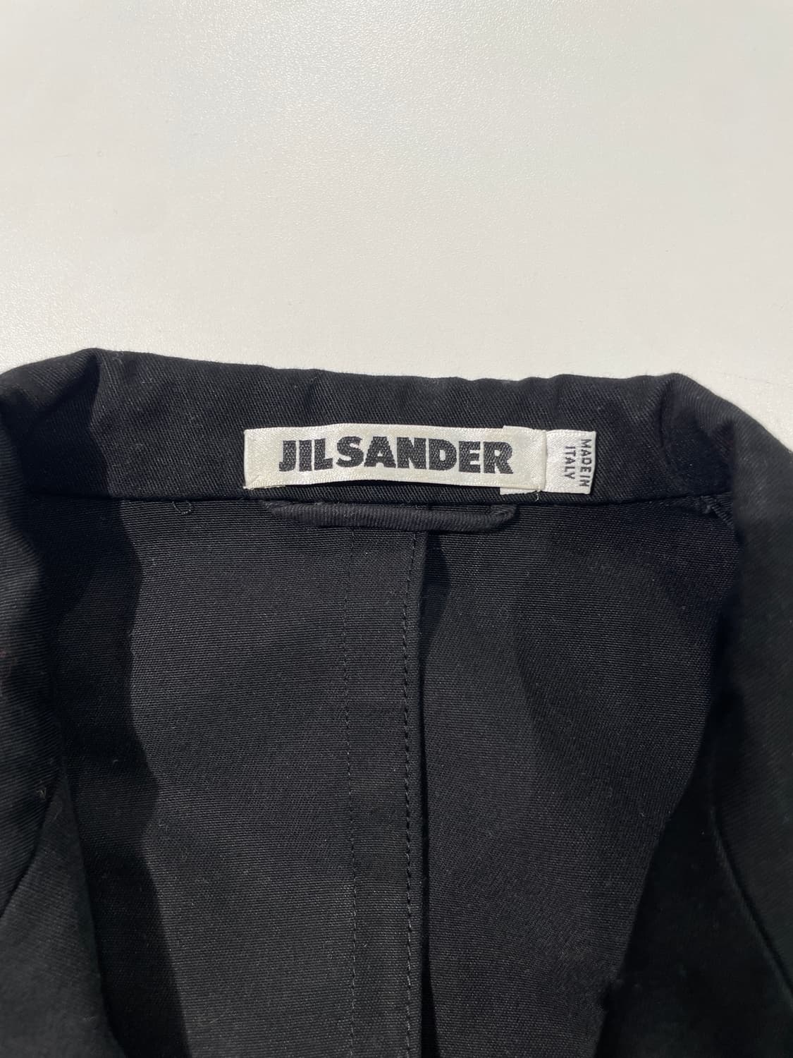 질샌더 블랙 멀티 플랩포켓 코튼 롱 자켓 상품이미지7