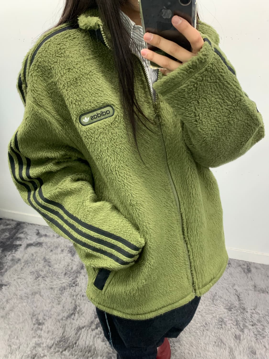 아디다스 카키 플리스 상품이미지1