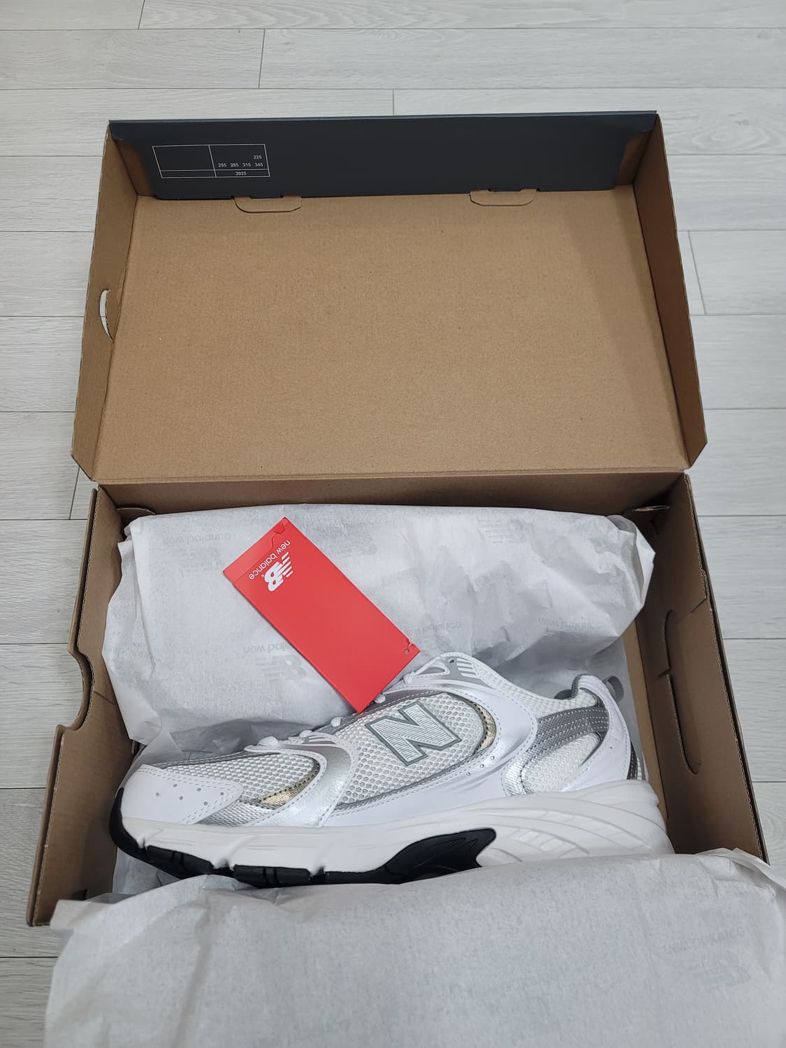 (285)뉴발란스 530 화이트 실버[대전 직거래도 가능] 상품이미지3