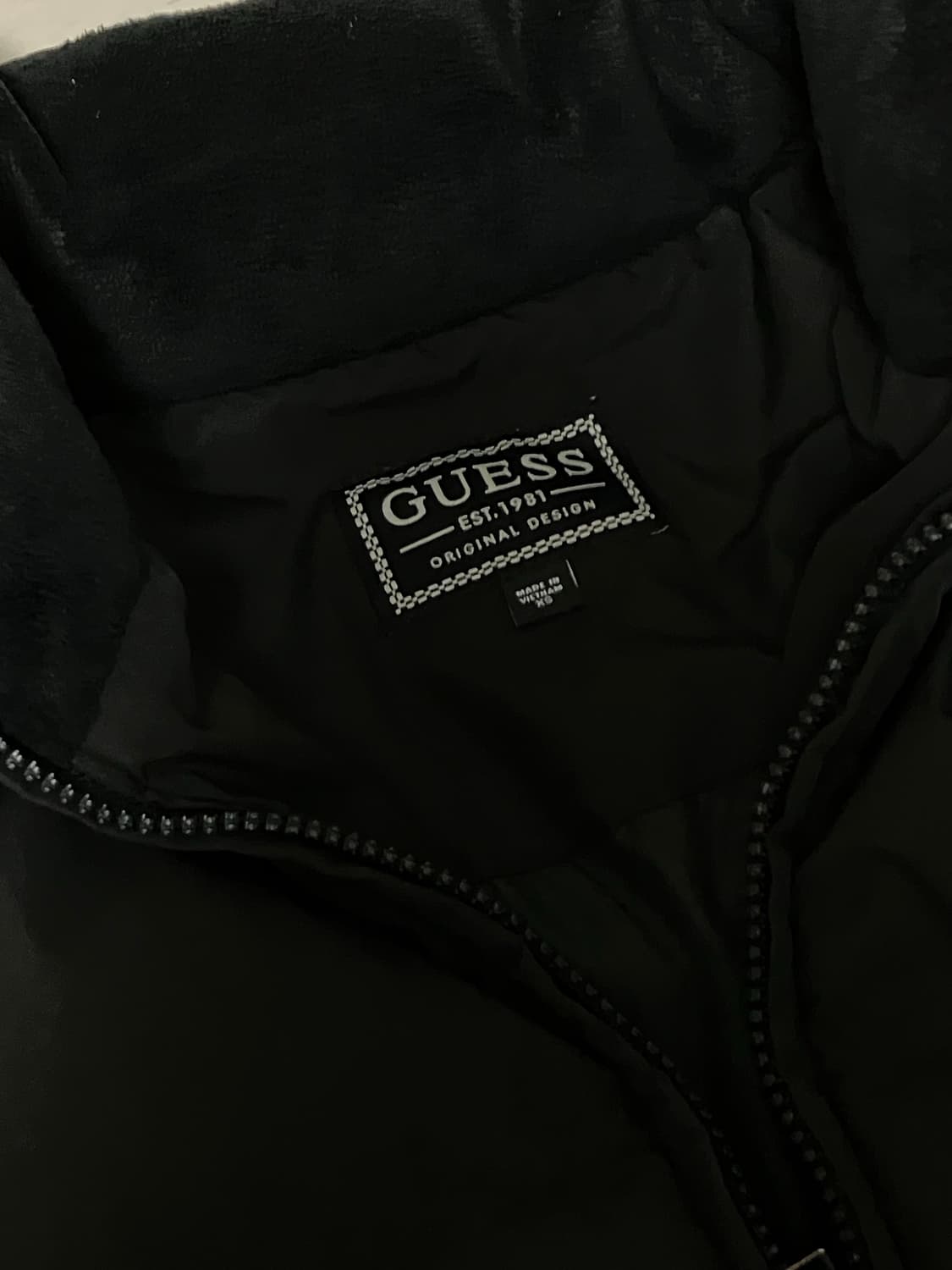 게스 숏패딩 상품이미지2