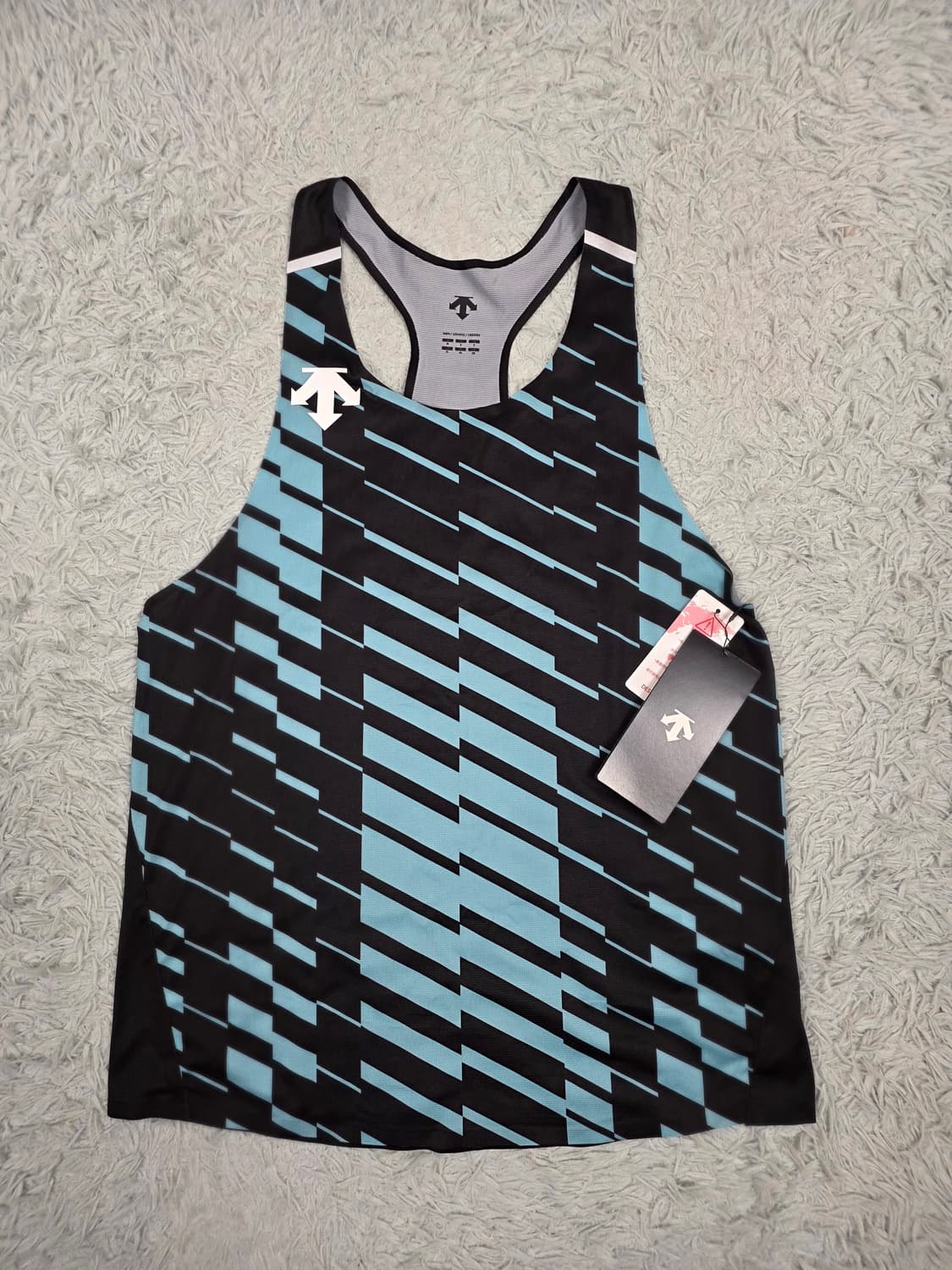 [택상품/최신출시] 데상트 러닝 델타프로 윙 싱글렛 민트 패턴 M 상품이미지2