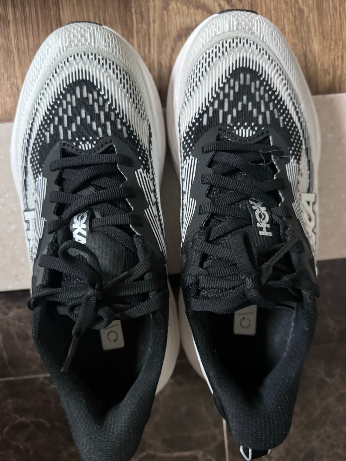 호카 스카이플로우 와이드 상품이미지1