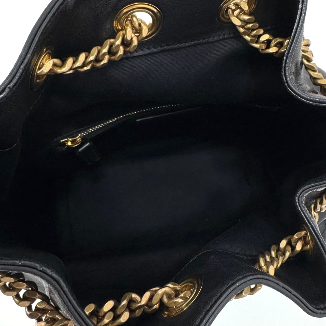 생로랑 모노그램 조이 백팩 블랙 (672609) 상품이미지10