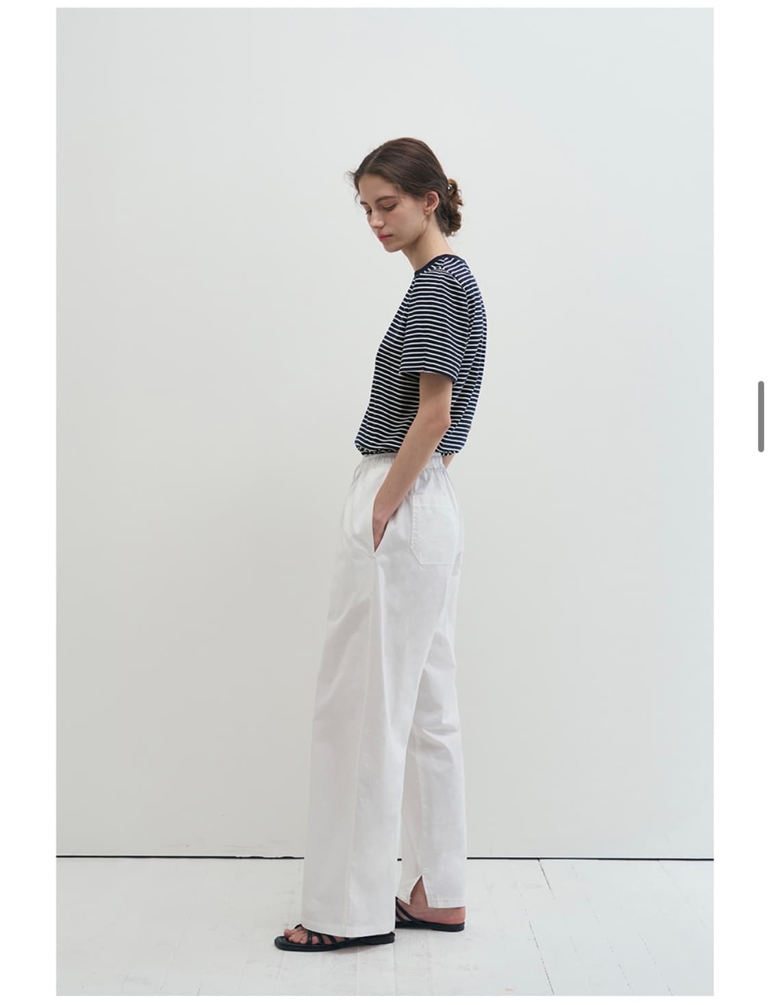 (새상품)(S) 드로우핏 우먼 스트라이프 퍼프 반팔 티셔츠 [NAVY] 상품이미지3