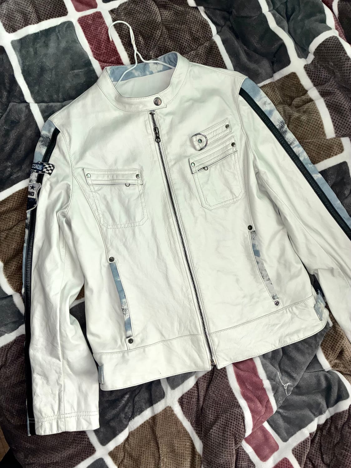 리얼레더 화이트 슬림핏 가죽자켓 상품이미지1