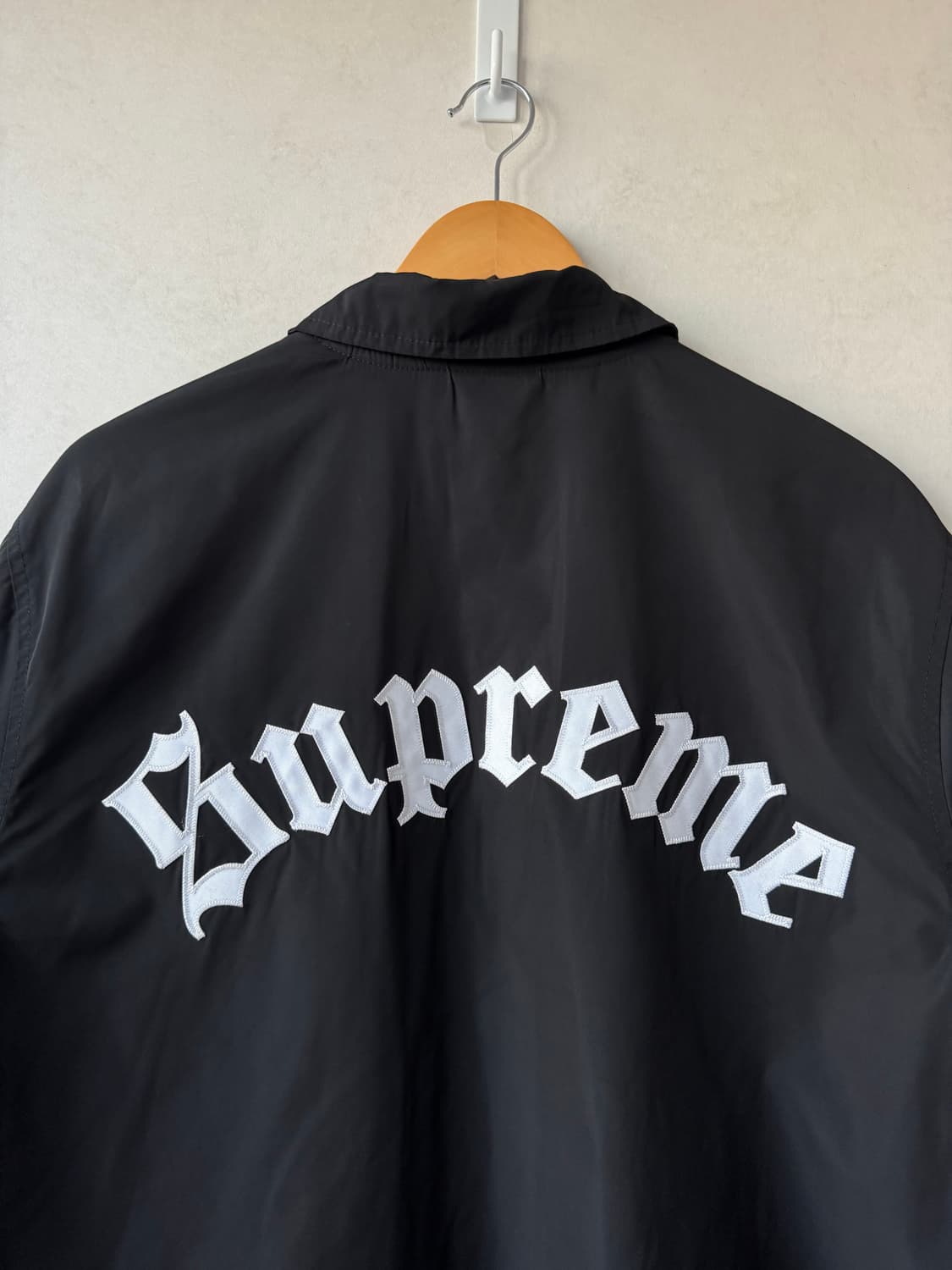 Fw16 슈프림 올드잉글리쉬 코치 자켓 상품이미지2