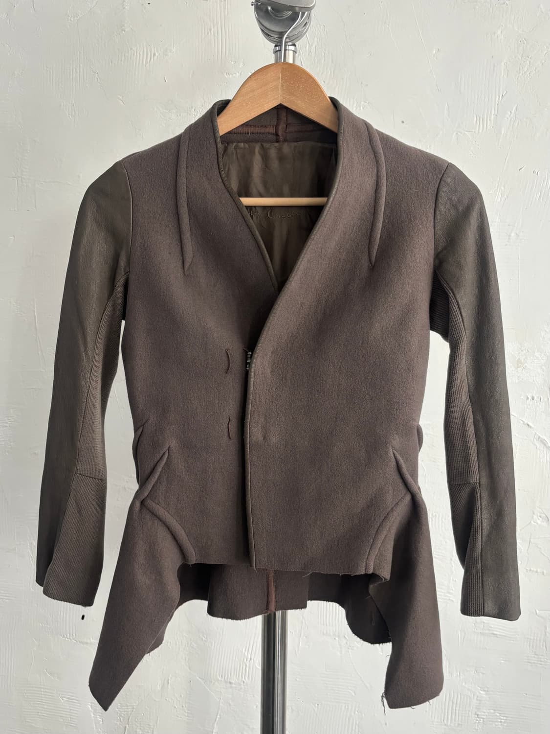 Rick Owens 릭오웬스 브라운 울 트리밍 언발 자켓  상품이미지4