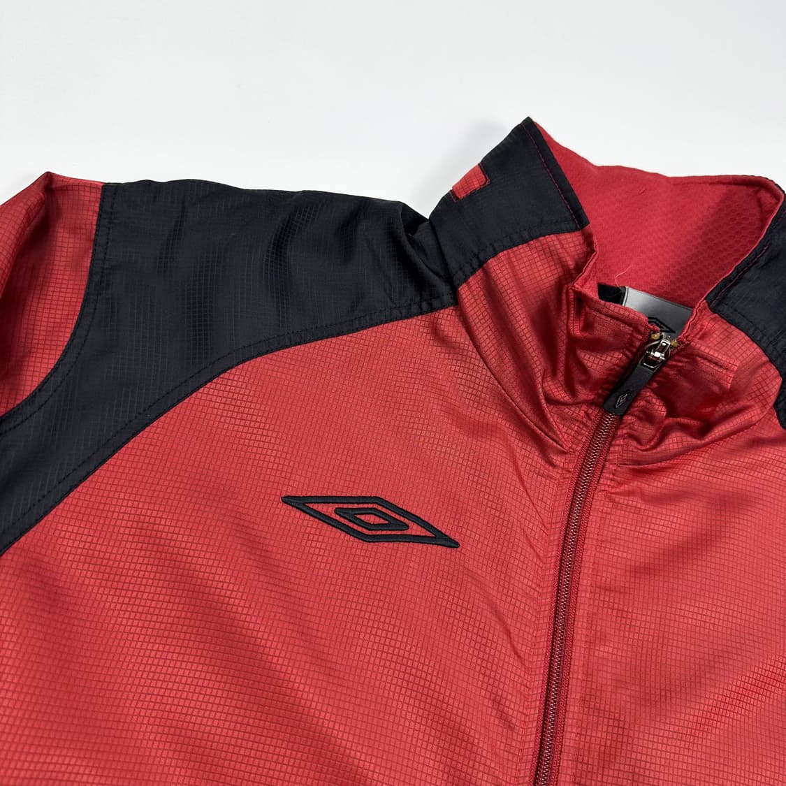 엄브로 다이아 로고 버건디 바람막이 자켓 (L) 상품이미지3