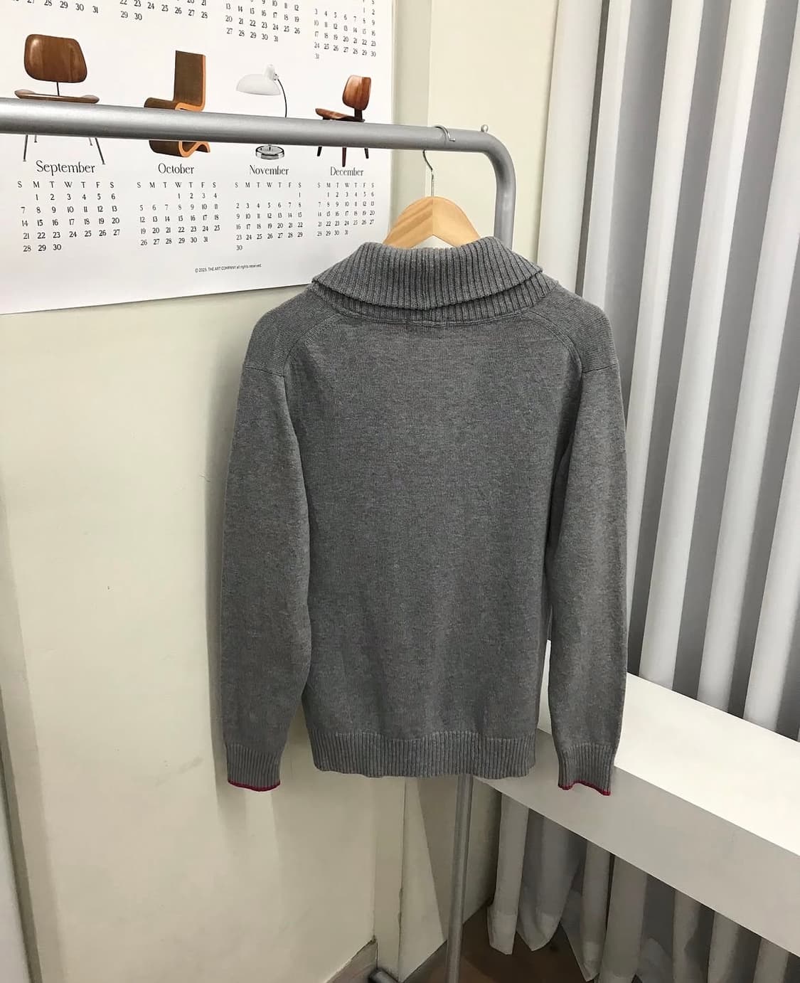 버버리 로고 그레이 배색 가디건 상품이미지4