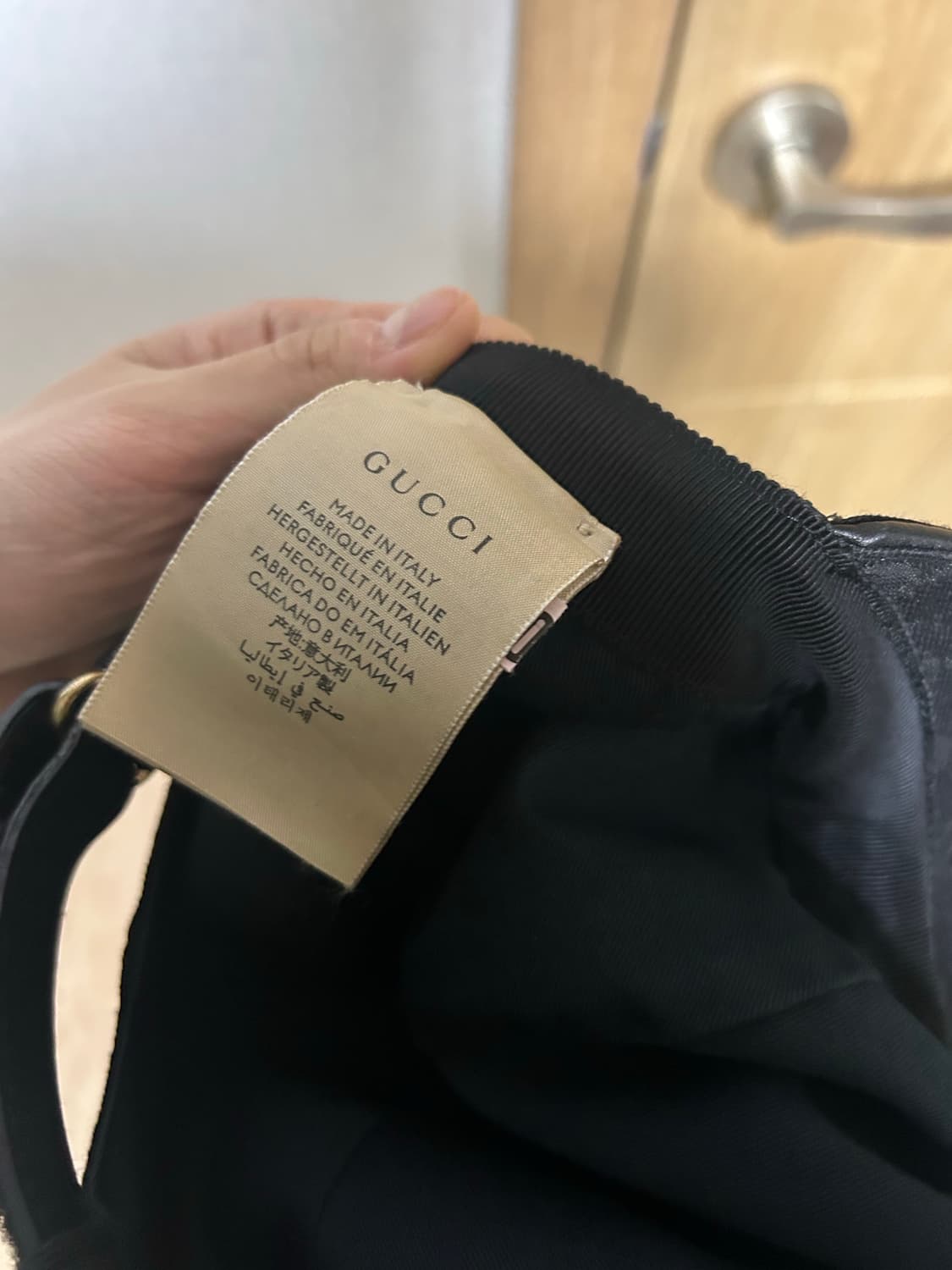 구찌 GG 패턴 볼캡 블랙 상품이미지4