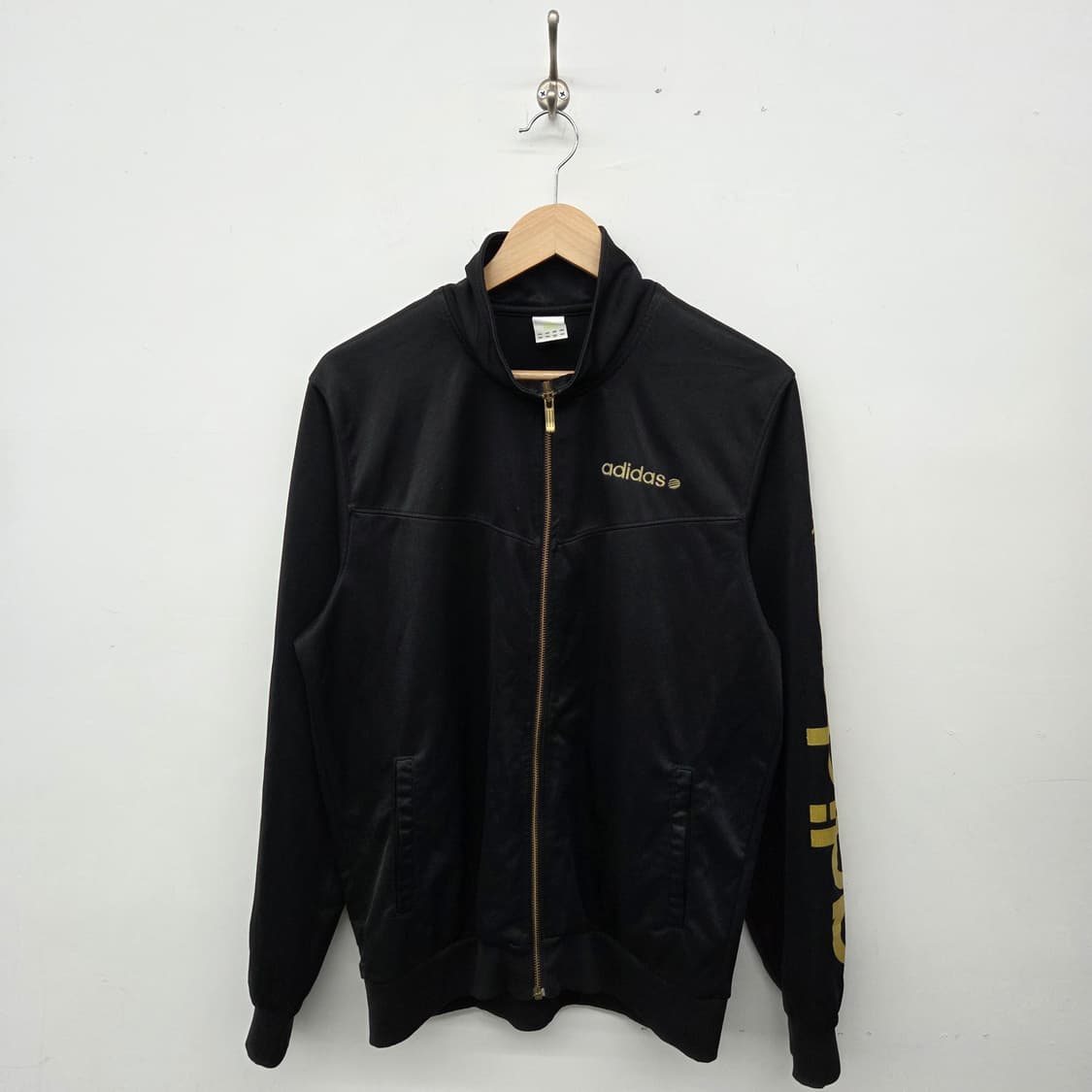 아디다스 네오 블랙 금장 트랙탑 공용 M 상품이미지1