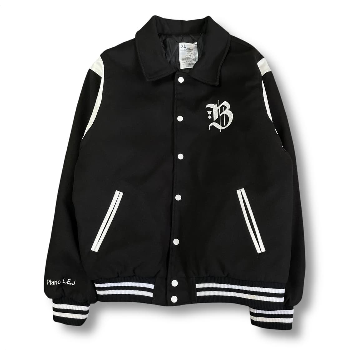  블랙베어 블랙 라인 바시티 자켓 XL 상품이미지1