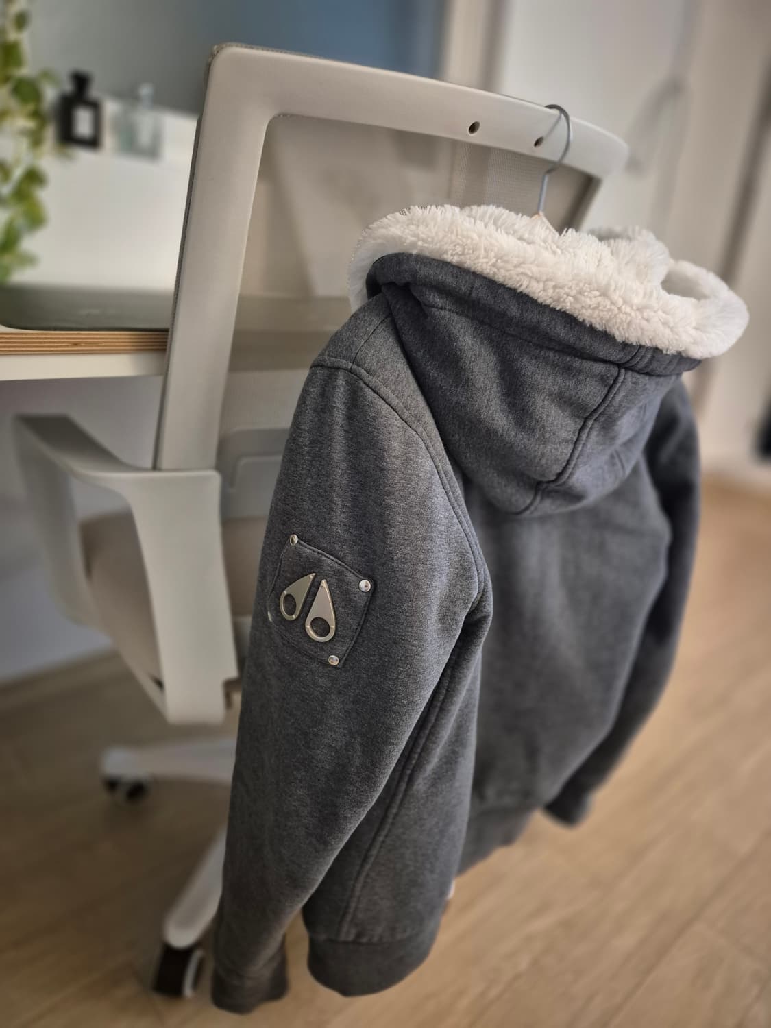 무스너클 버니스웨터 그레이 상품이미지3