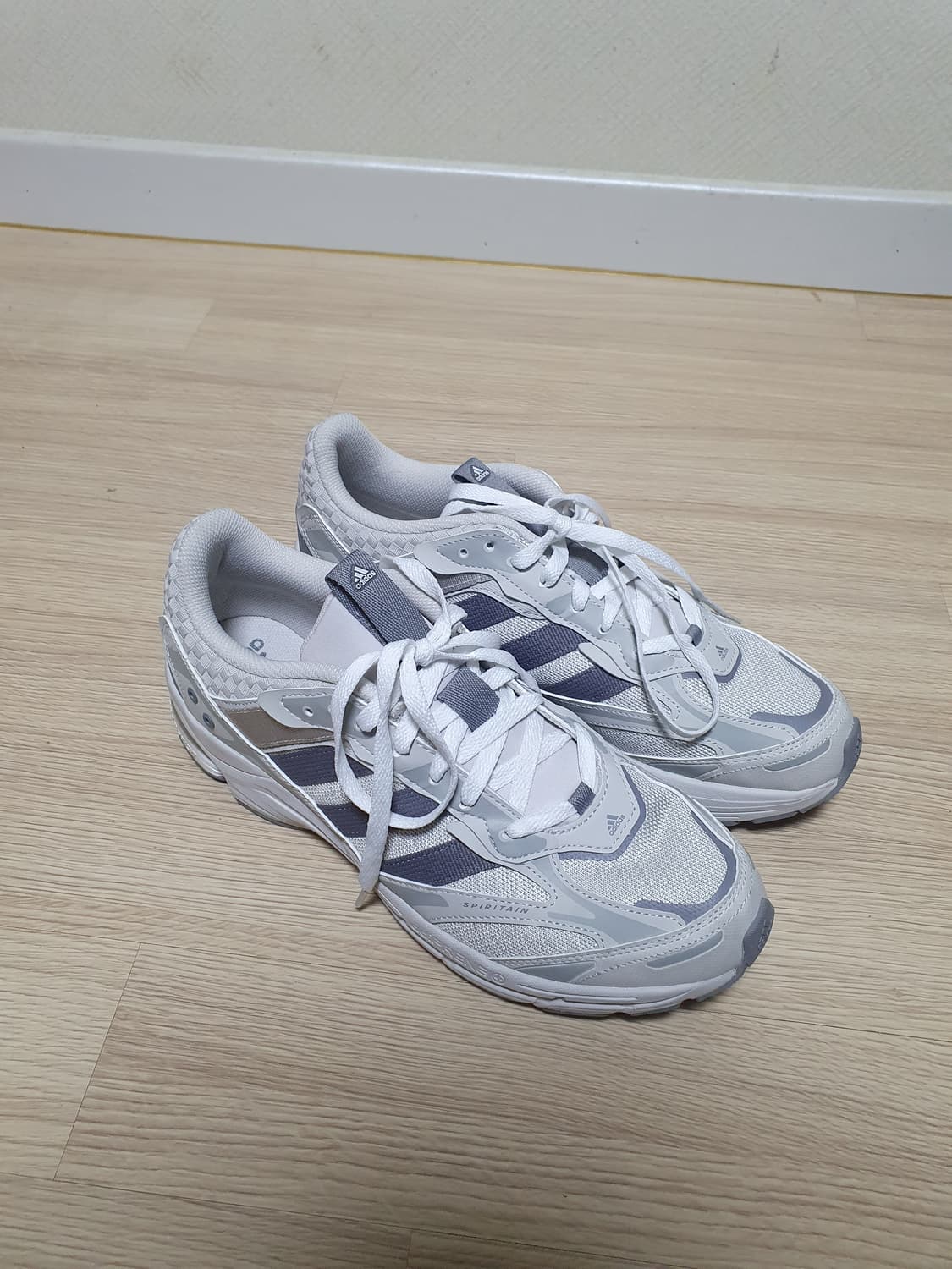 아디다스 스피리테인 2000 운동화 300 상품이미지2